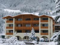 Wirtshaushotel Alpenrose***S - Hausansicht Winter Alpenrose Montal